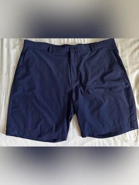 Vineyard Vines Men’s Breaker Short Size 42